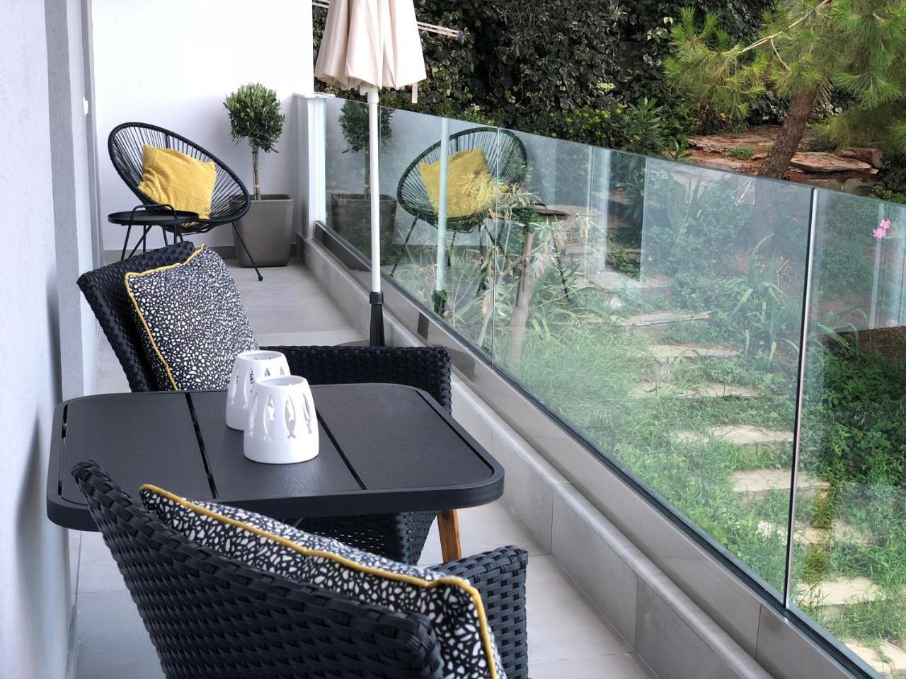 Votsalo Apartment Kavala Bagian luar foto